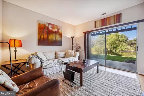 18286 Windsor Hill Dr #408, Olney, MD 20832