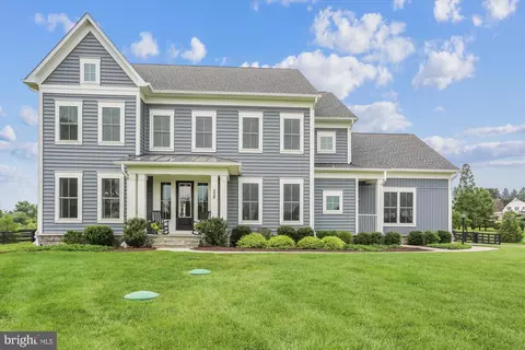 220 Barberry Ln, Laytonsville, MD 20882
