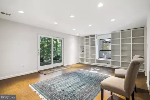 Living - 304 Mississippi Ave, Silver Spring, MD 20910 photo 3 of 5