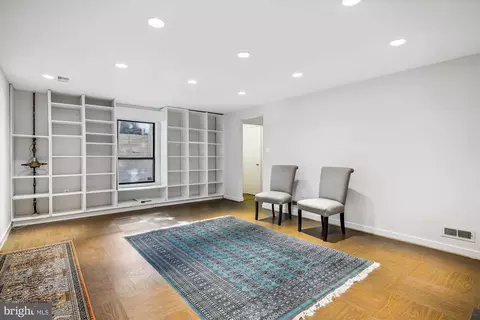 Living - 304 Mississippi Ave, Silver Spring, MD 20910 photo 2 of 5