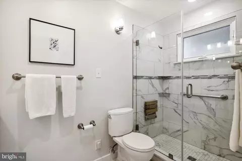 Bath - 304 Mississippi Ave, Silver Spring, MD 20910 photo 1 of 4