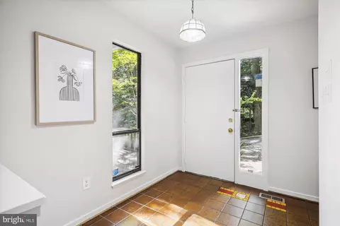 Entry Way - 304 Mississippi Ave, Silver Spring, MD 20910 photo 1 of 6