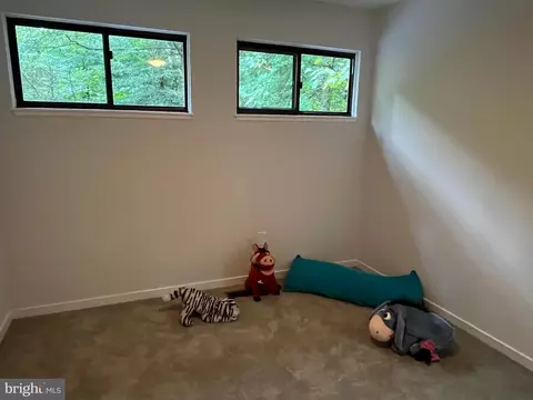 Bedroom - 304 Mississippi Ave, Silver Spring, MD 20910 photo 9 of 10