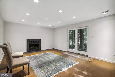 Living - 304 Mississippi Ave, Silver Spring, MD 20910 photo 5 of 5