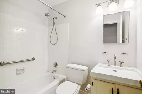 Bath - 304 Mississippi Ave, Silver Spring, MD 20910 photo 4 of 4
