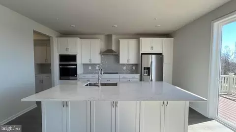 10044 Lewis Dr, Damascus, MD 20872 photo 13
