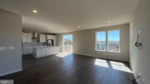 10044 Lewis Dr, Damascus, MD 20872 photo 10