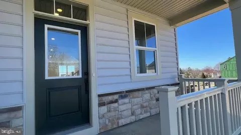 10044 Lewis Dr, Damascus, MD 20872 photo 4