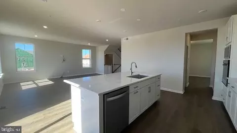 10044 Lewis Dr, Damascus, MD 20872 photo 12