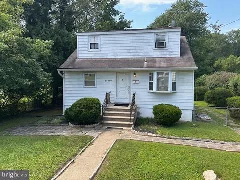 12100 Dewey Rd, Silver Spring, MD 20906 photo 2