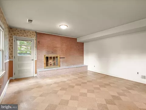 13205 Glenhill Rd, Silver Spring, MD 20904 photo 26