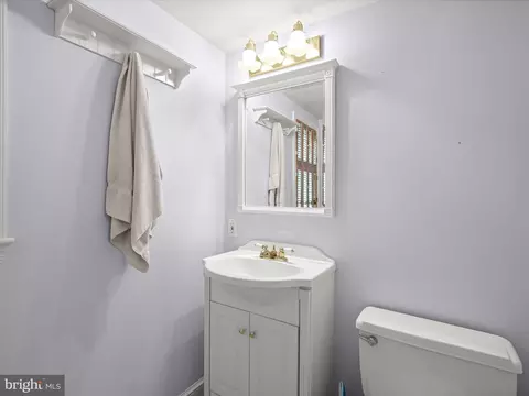 13205 Glenhill Rd, Silver Spring, MD 20904 photo 31