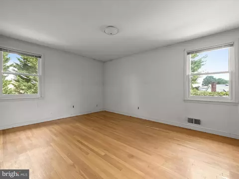 13205 Glenhill Rd, Silver Spring, MD 20904 photo 15