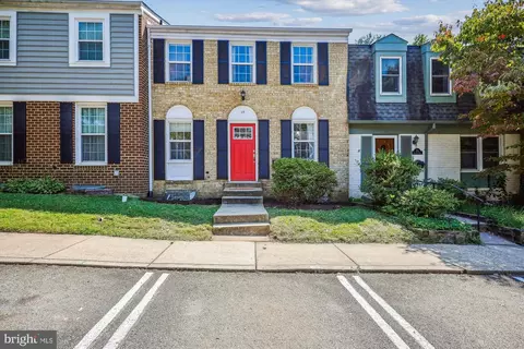 25 Goodport Ln, Gaithersburg, MD 20878
