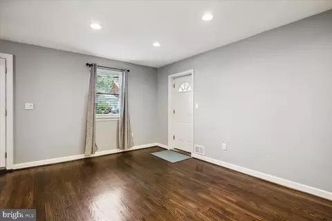 2712 Arvin St, Silver Spring, MD 20902 photo 5