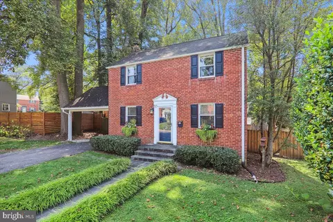2712 Arvin St, Silver Spring, MD 20902