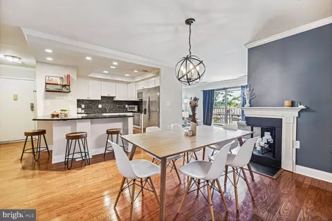 10008 Stedwick Rd #303, Montgomery Village, MD 20886