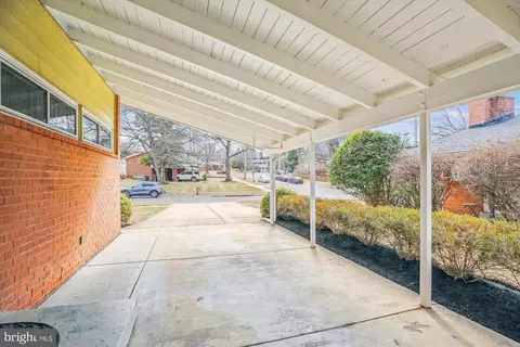 Exterior - 715 Belgrade Rd N, Silver Spring, MD 20902 photo 6 of 6