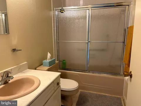 Bath - 3408 Chiswick Ct #47-3H, Silver Spring, MD 20906 photo 1 of 2