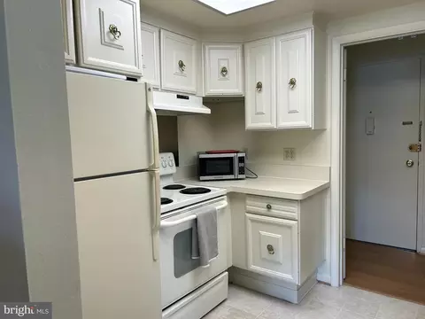 Kitchen - 3408 Chiswick Ct #47-3H, Silver Spring, MD 20906 photo 1 of 2