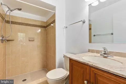 Bath - 10526 Georgia Ave, Silver Spring, MD 20902 photo 2 of 3