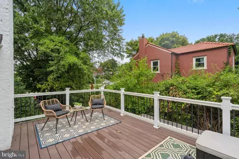 Exterior - 9313 Colesville Rd, Silver Spring, MD 20901 photo 7 of 11