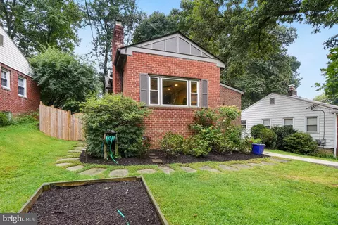 209 Whitmoor Ter, Silver Spring, MD 20901 photo 4