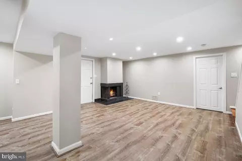 209 Whitmoor Ter, Silver Spring, MD 20901 photo 36
