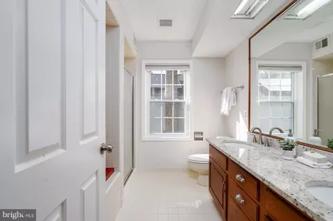 Bath - 11412 Symphony Woods Ln, Silver Spring, MD 20901 photo 2 of 3