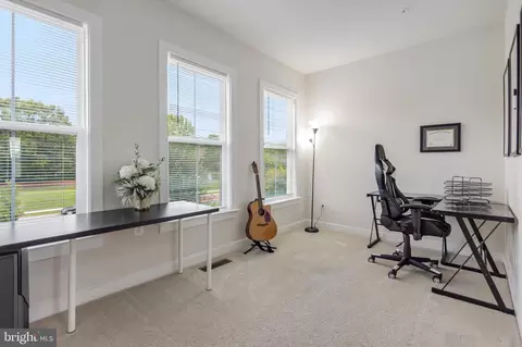 9810 Fields Rd, Gaithersburg, MD 20878 photo 30