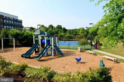9810 Fields Rd, Gaithersburg, MD 20878 photo 40
