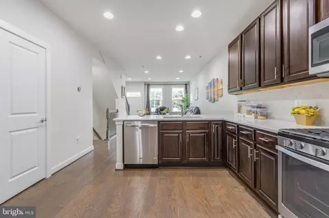 9810 Fields Rd, Gaithersburg, MD 20878 photo 9