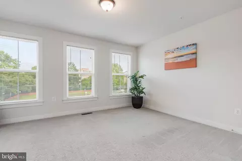 9810 Fields Rd, Gaithersburg, MD 20878 photo 36