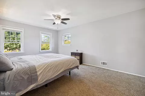 Bedroom - 17109 Butler Rd, Poolesville, MD 20837 photo 1 of 4