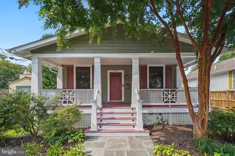 7400 Flower Ave, Takoma Park, MD 20912