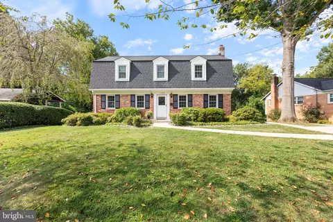 11729 Devilwood Dr, Potomac, MD 20854