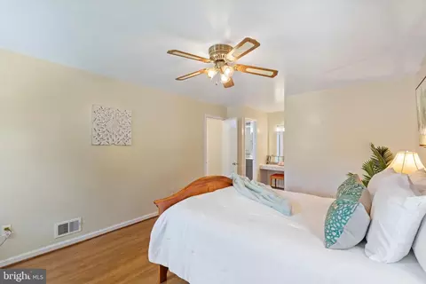 11729 Devilwood Dr, Potomac, MD 20854 photo 22