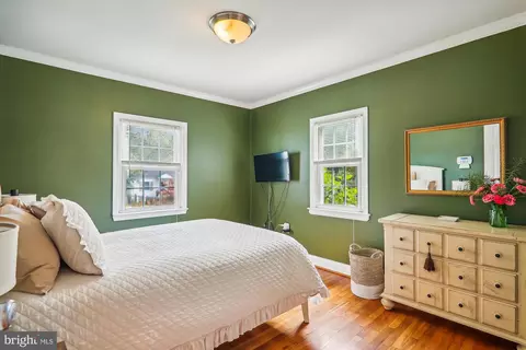 Bedroom - 11512 Idlewood Rd, Silver Spring, MD 20906 photo 1 of 8