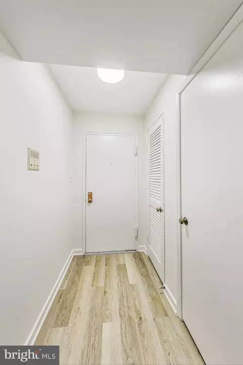 2250 Washington Ave #102-W, Silver Spring, MD 20910 photo 5