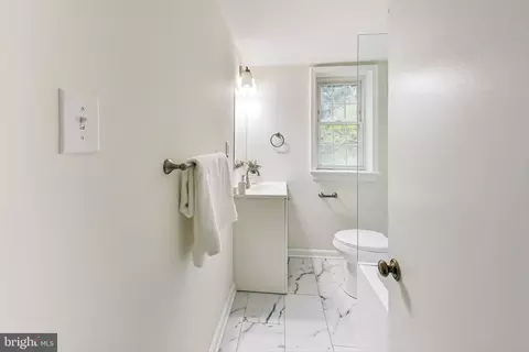 2250 Washington Ave #102-W, Silver Spring, MD 20910 photo 20