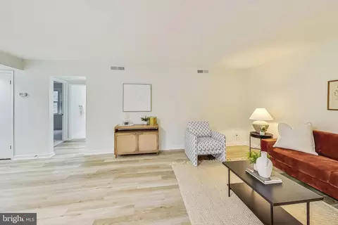 2250 Washington Ave #102-W, Silver Spring, MD 20910 photo 10
