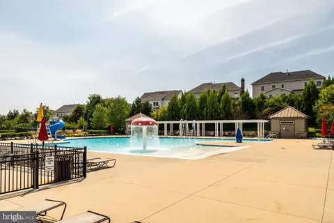 Exterior - 13518 Redspire Dr, Silver Spring, MD 20906 photo 14 of 21