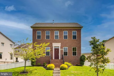 Exterior - 13518 Redspire Dr, Silver Spring, MD 20906 photo 2 of 21