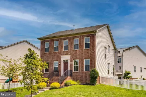 13518 Redspire Dr, Silver Spring, MD 20906