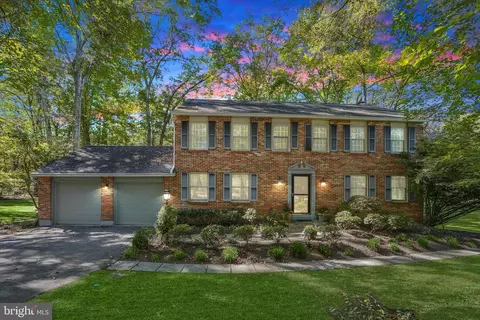 22600 Griffith Dr, Gaithersburg, MD 20882
