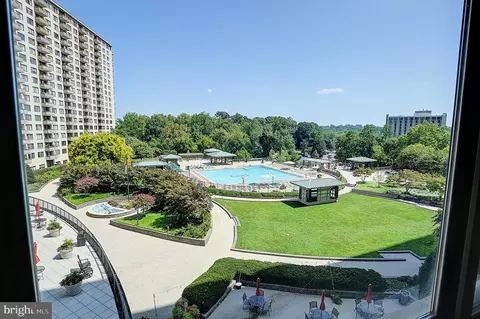 5225 Pooks Hill Rd #414S, Bethesda, MD 20814