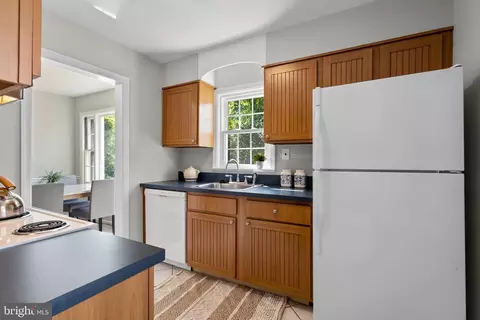 Kitchen - 707 Northwest Dr, Silver Spring, MD 20901 photo 1 of 5