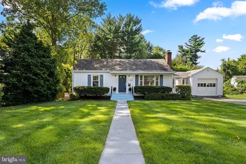 Exterior - 707 Northwest Dr, Silver Spring, MD 20901 photo 2 of 11