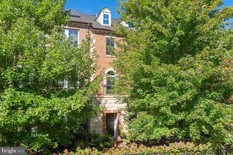 425 Hydrangea, Gaithersburg, MD 20878 photo 2