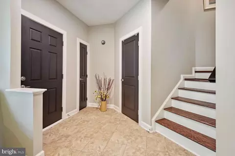 425 Hydrangea, Gaithersburg, MD 20878 photo 4